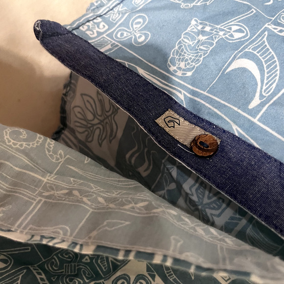 Burnside Button up Casual Shirt sz S Short Sleeve Blue Beach Fish Tropical Tiki - Picture 4 of 8